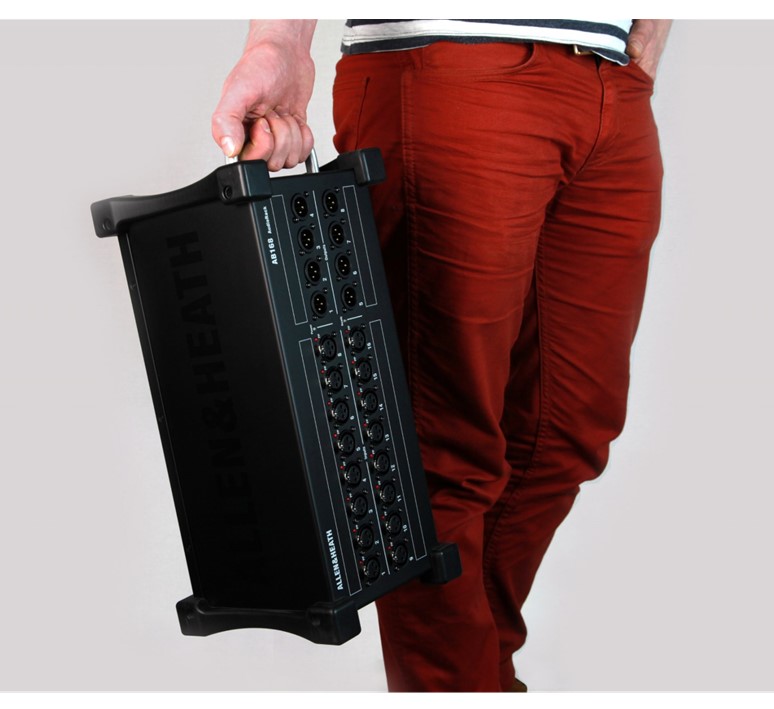 Allen_Heath_AB_1608_16_in_8_uit_Huurperiode_1_dag_7 GE031001