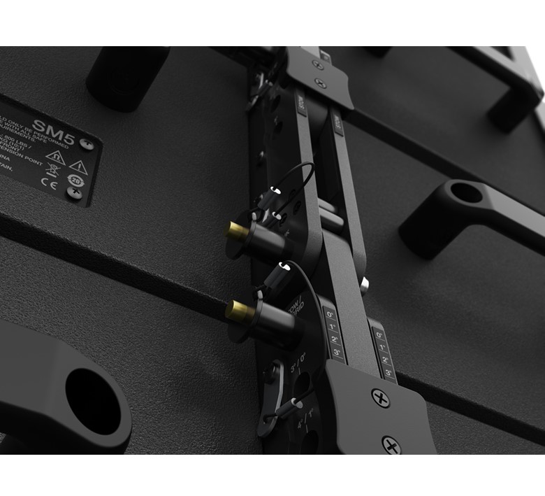 Bose_ShowMatch_DeltaQ_SM10_full-range_line_array_module_10x100_graden_incl_70_graden_wave_guide_12 7309998850