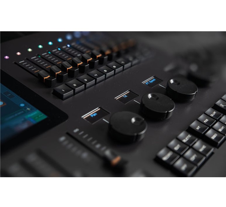 Showtec_Lampy_20_2U_lichtsturing_met_2x_DMX_Universe_1024_DMX_kanalen_en_20_faders_10 50741