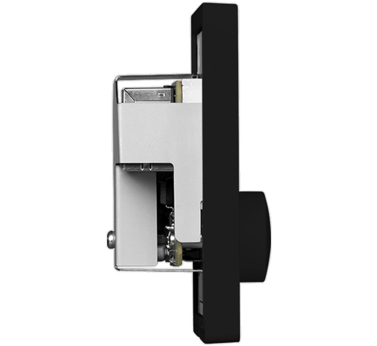 Blaze_Wall-M_multi_zone_wandregelaar_met_POE_zwart_EU_maat_4 BLAZEWALLMB