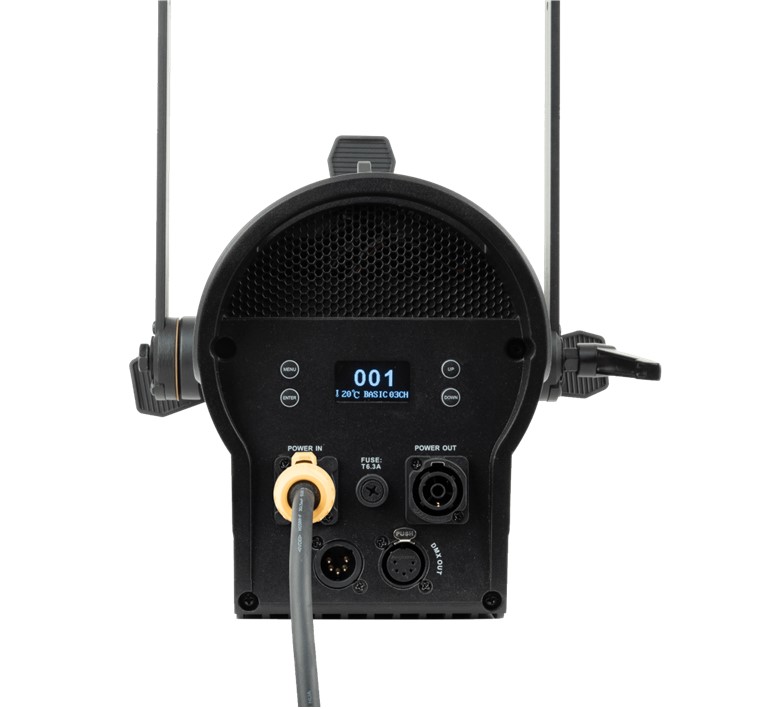Showtec_Performer_Profile_700_Q6_6-in-1_300W_RGBALC_LED_alleen_behuizing_5 33067, EAN 8717748547286