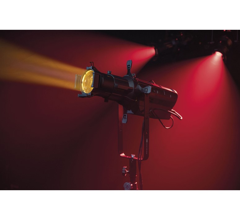 Showtec_Performer_Profile_700_Q6_6-in-1_300W_RGBALC_LED_alleen_behuizing_6 33067, EAN 8717748547286